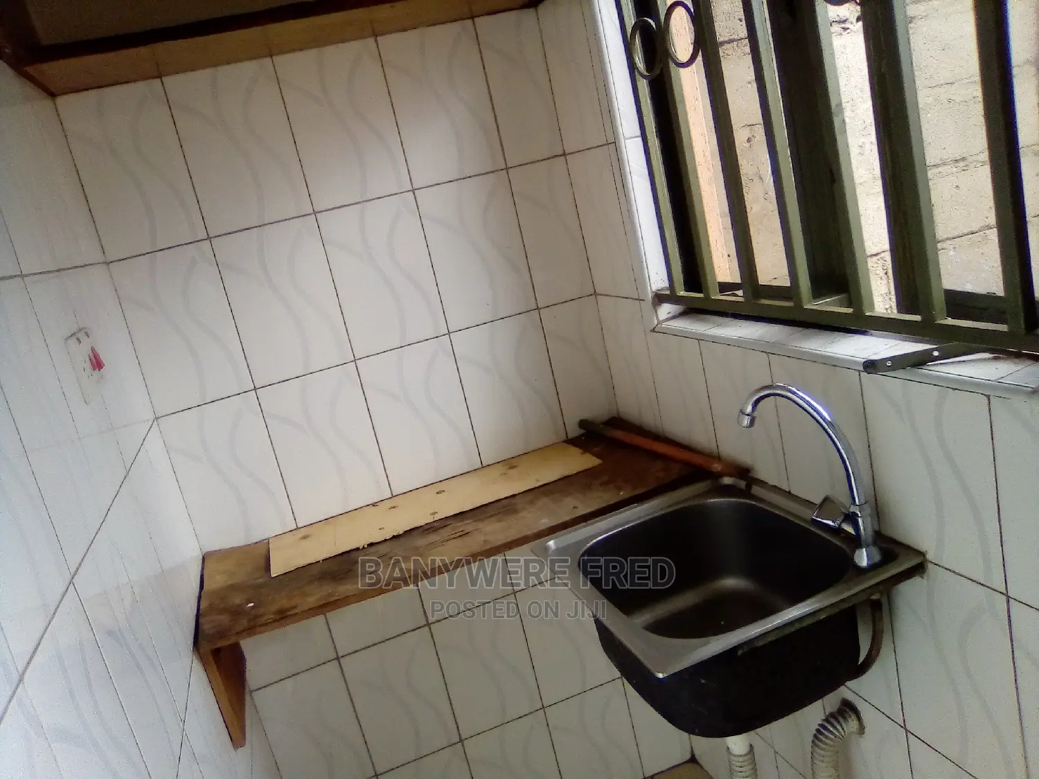 Furnished 2bdrm Bungalow in Kira for Rent in Kira