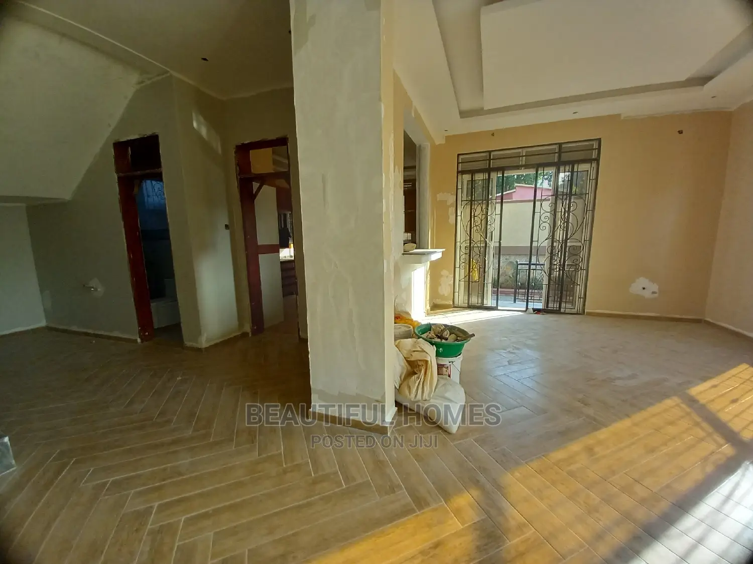 Furnished 6bdrm House in Kisaasi Corporate, Central Division for Sale in Central Division