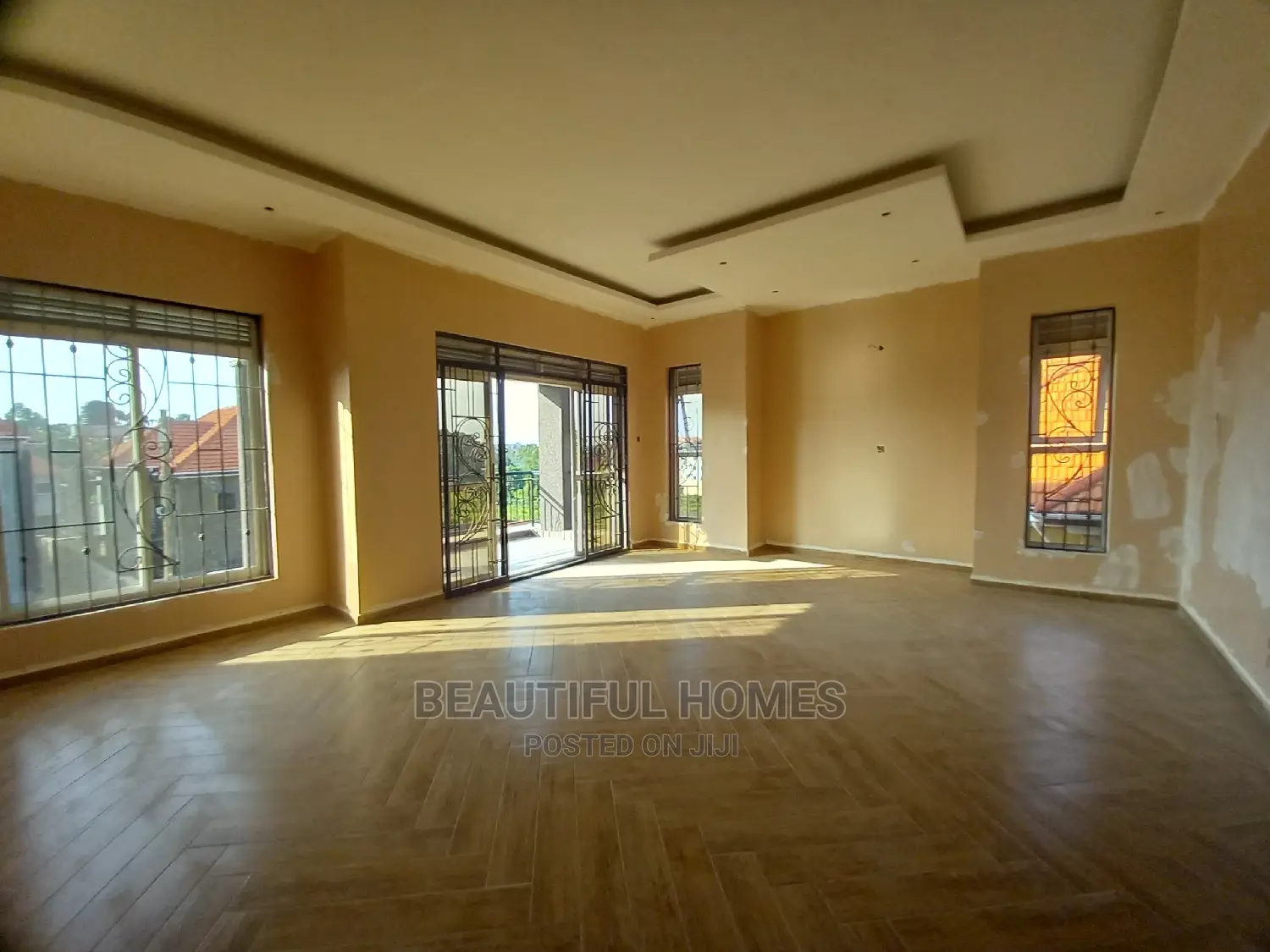Furnished 6bdrm Mansion in Kisaasi, Central Division for Sale in Central Division