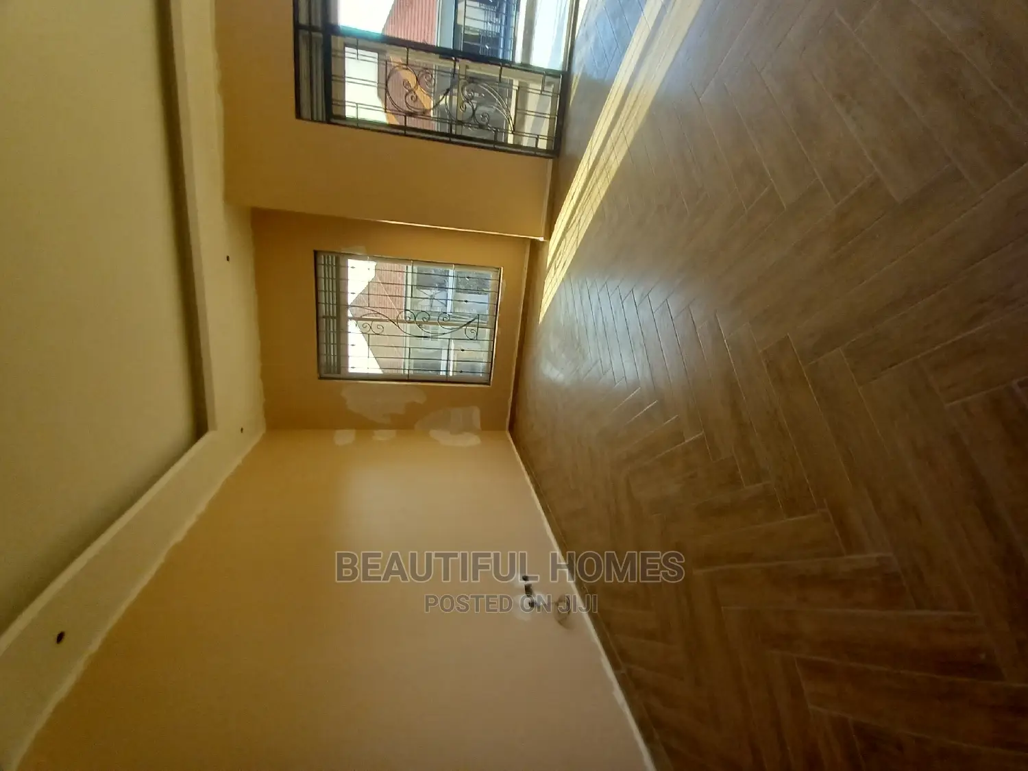 Furnished 6bdrm Mansion in Kisaasi Tarmack, Central Division for Sale in Central Division