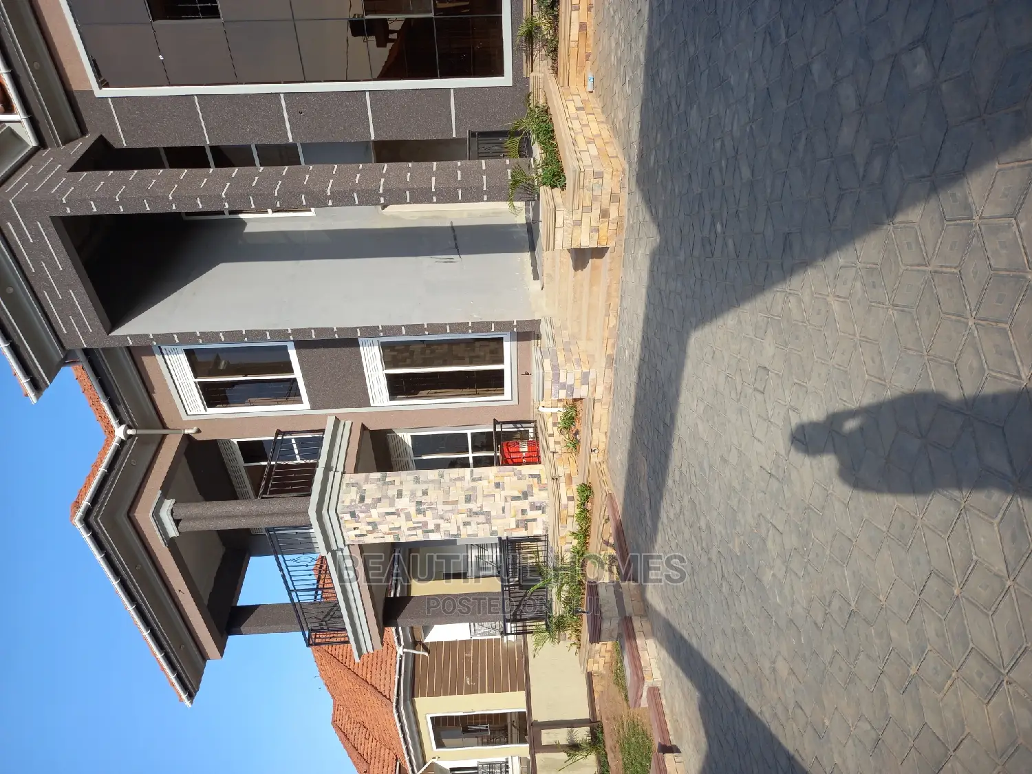 Furnished 6bdrm Mansion in Kisaasi Ministers, Central Division in Central Division