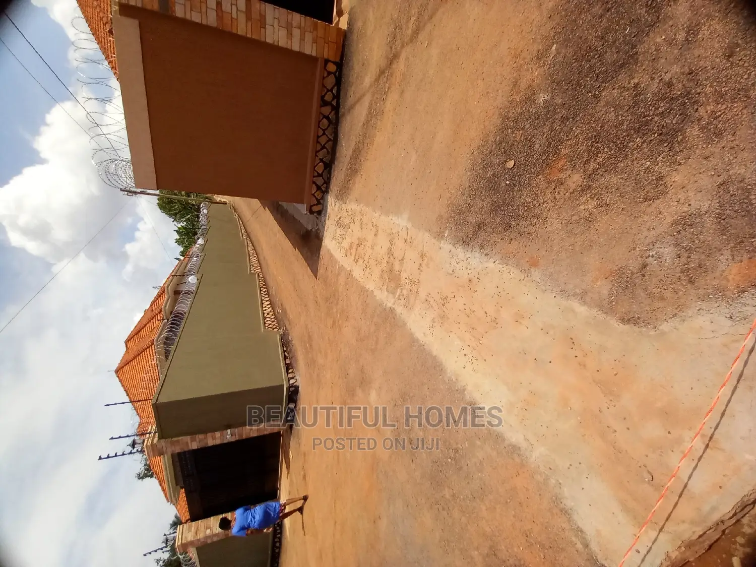 Furnished 5bdrm House in Kisaasi, Central Division for Sale in Central Division