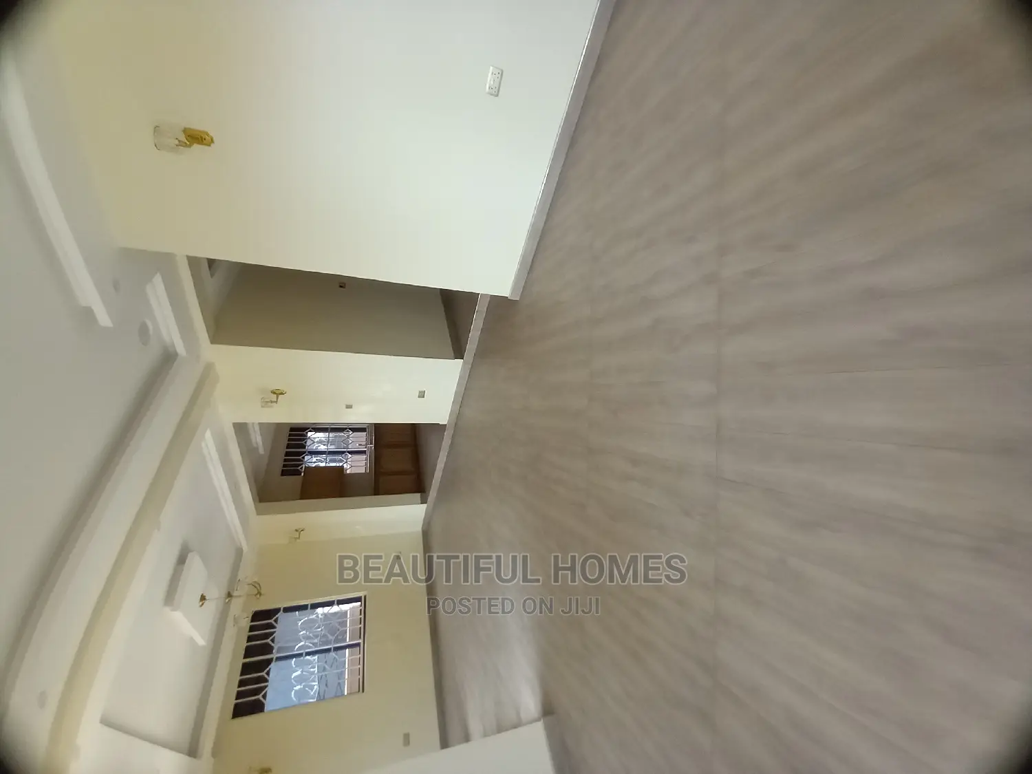Furnished 5bdrm Mansion in Kira for Sale in Kira