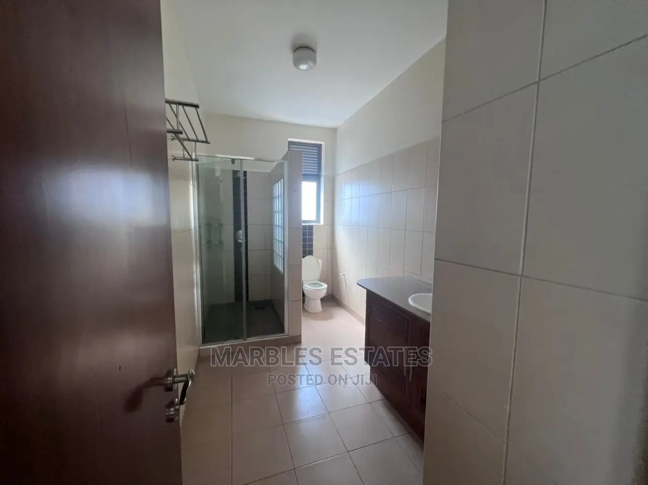 5bdrm Townhouse/Terrace in Kololo, Central Division for Rent in Central Division