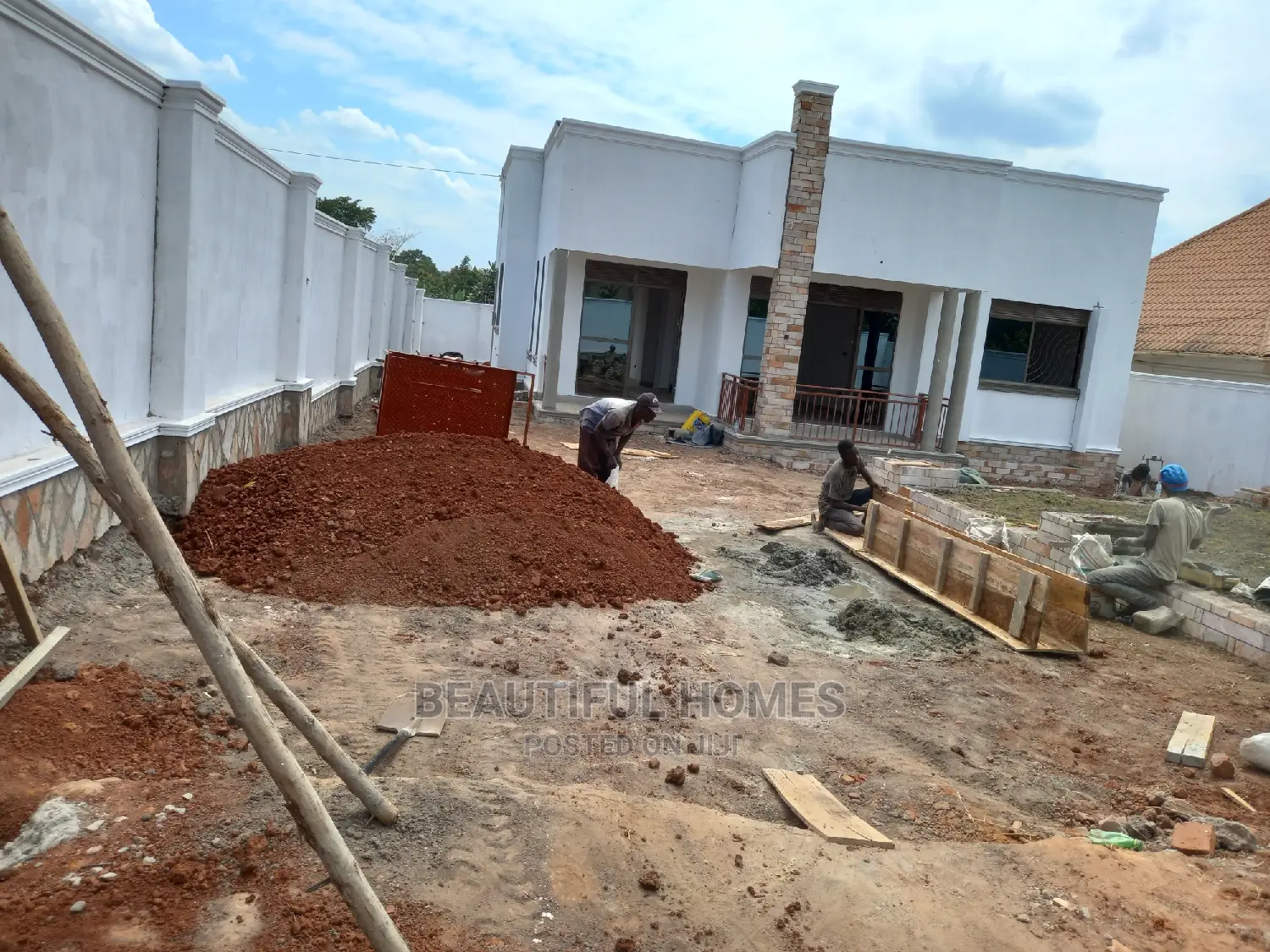Furnished 4bdrm House in Kira for Sale in Kira