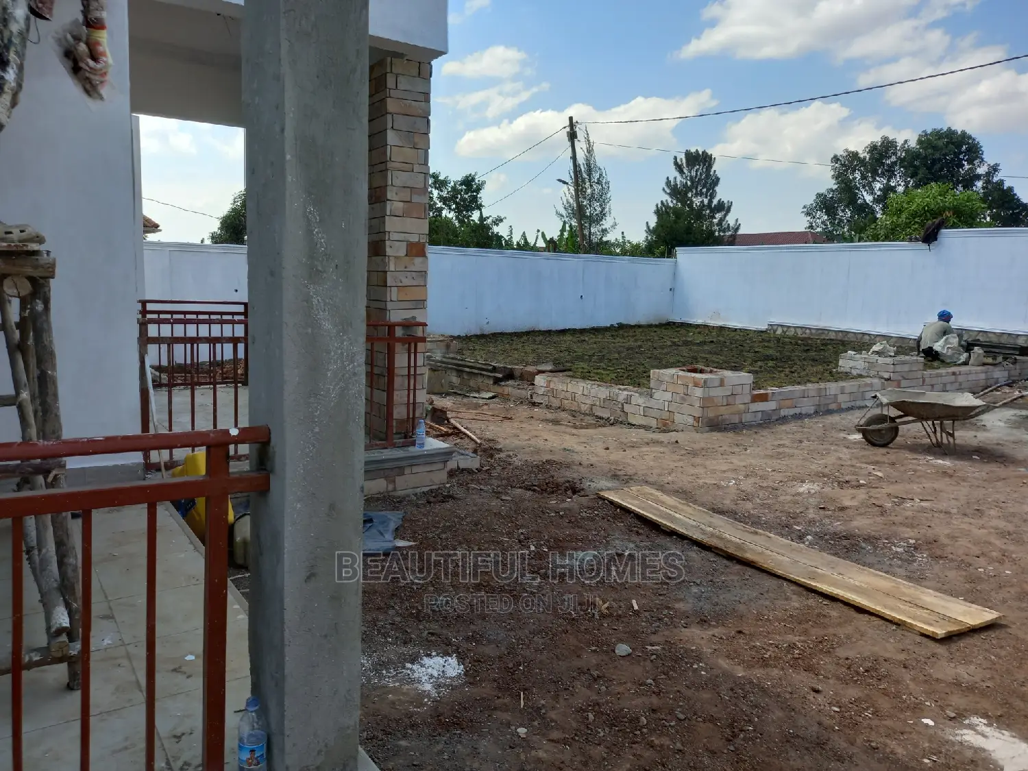 Furnished 4bdrm House in Kira for Sale in Kira