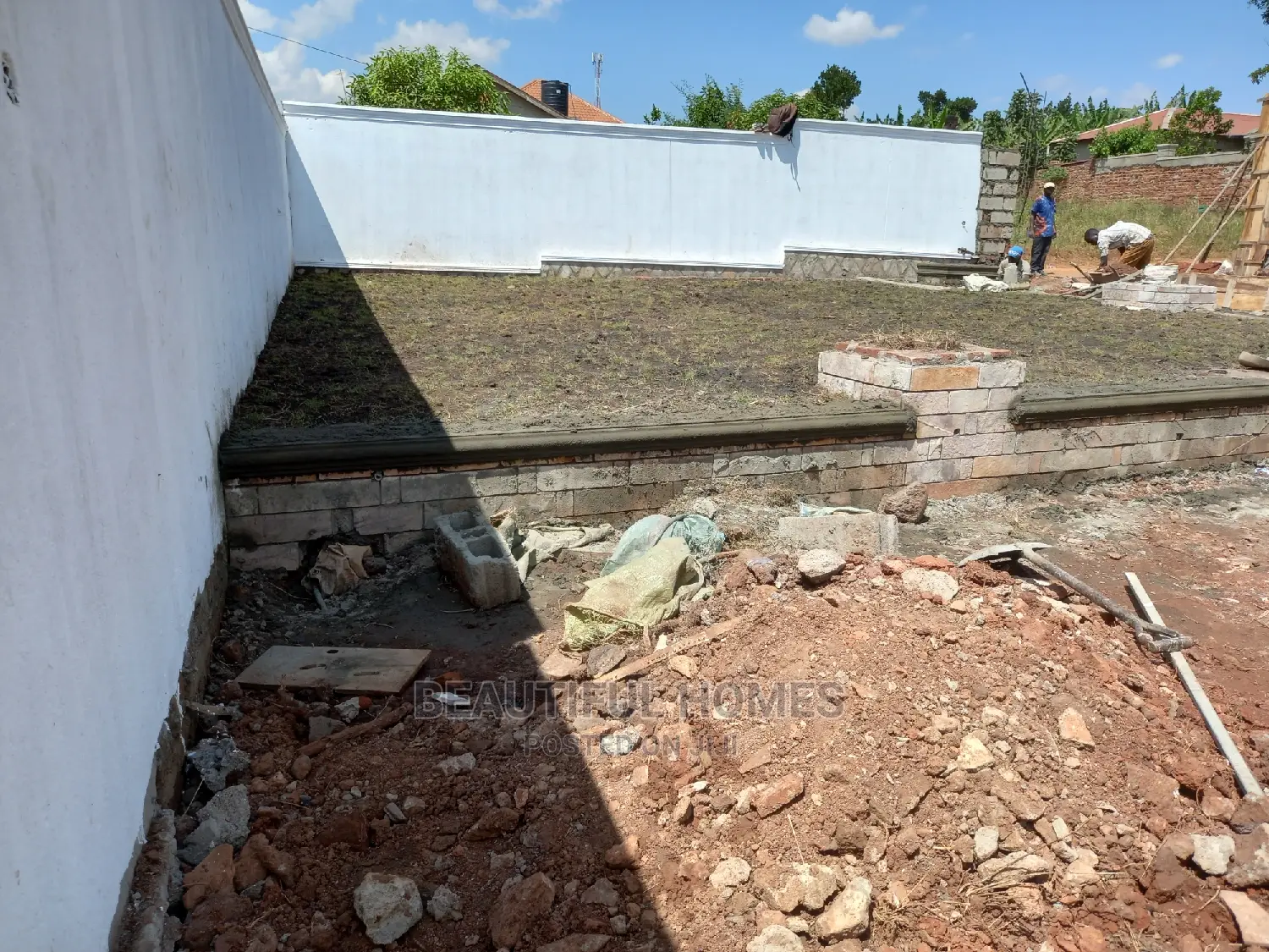 Furnished 4bdrm House in Kira for Sale in Kira