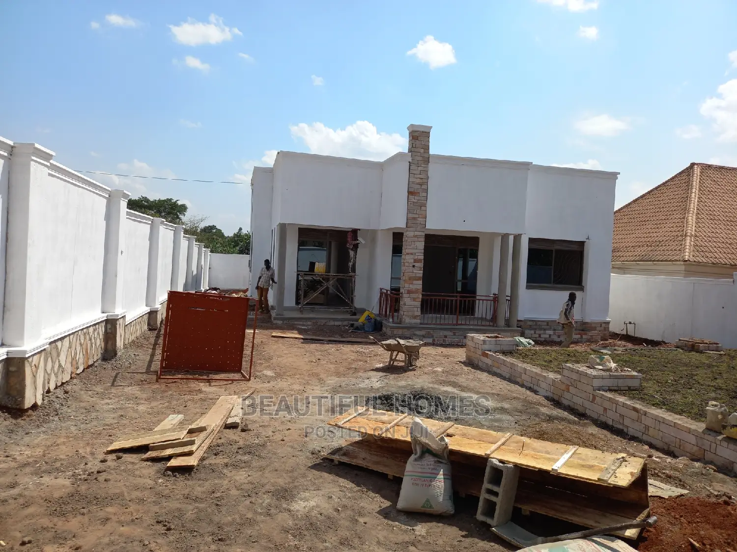 Furnished 4bdrm House in Kira for Sale in Kira