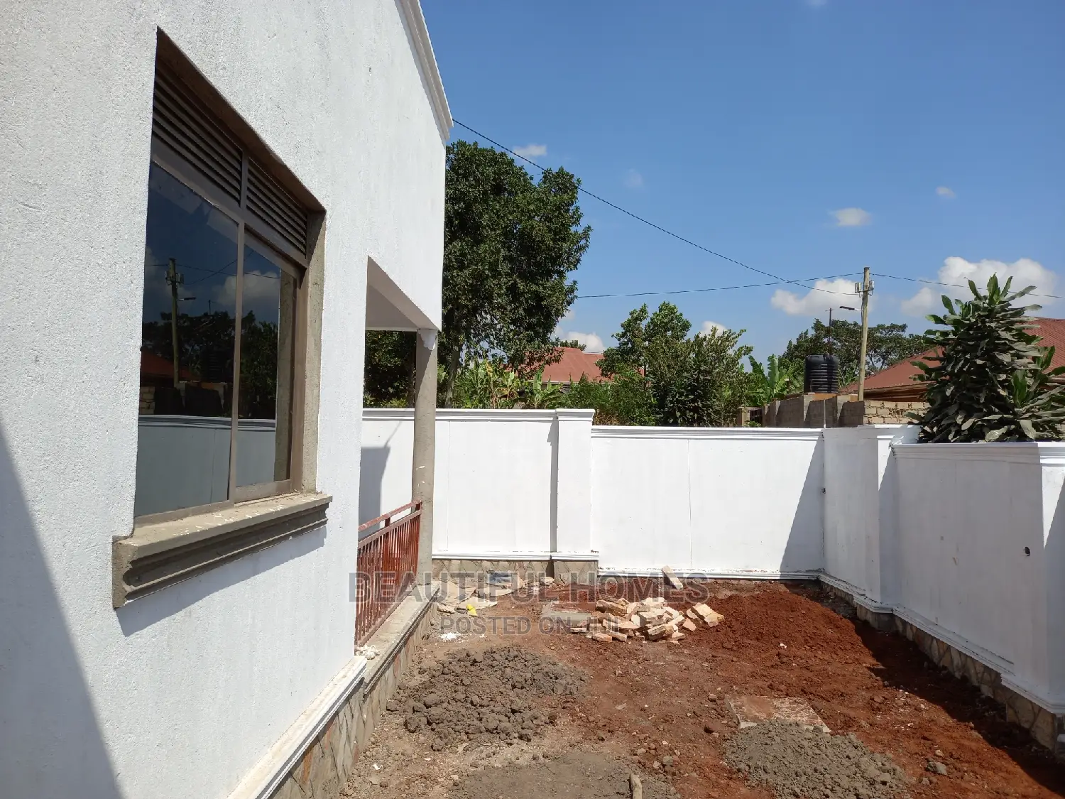 Furnished 4bdrm Bungalow in Kira for Sale in Kira
