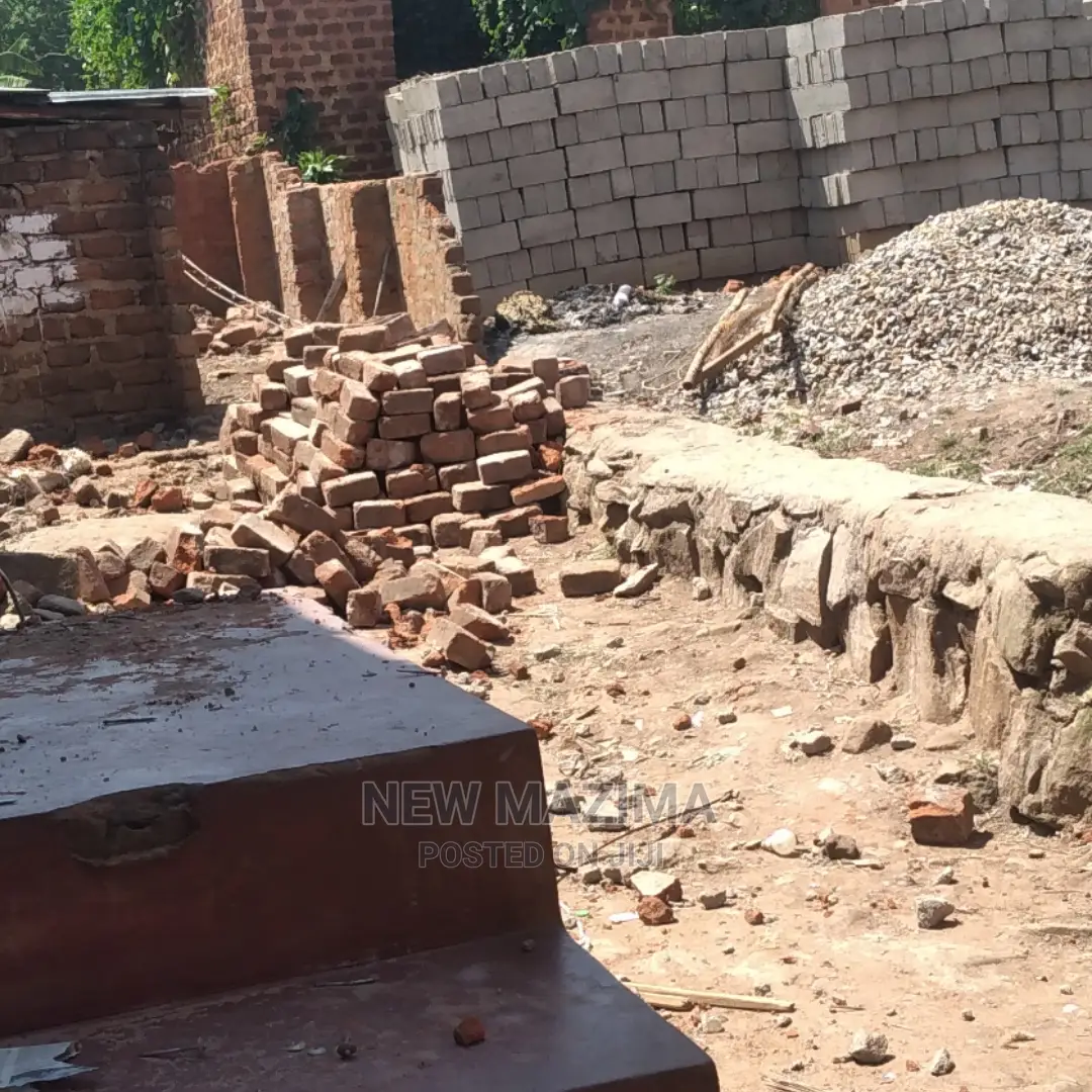 Very Nice Plot Onquicksale in Heart of Munyonyo Near Main Rd in Division A