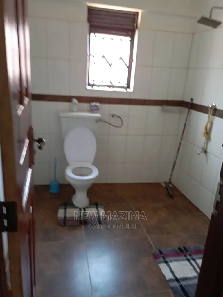 Furnished 2bdrm House in Zana, Division a for Rent in Division A