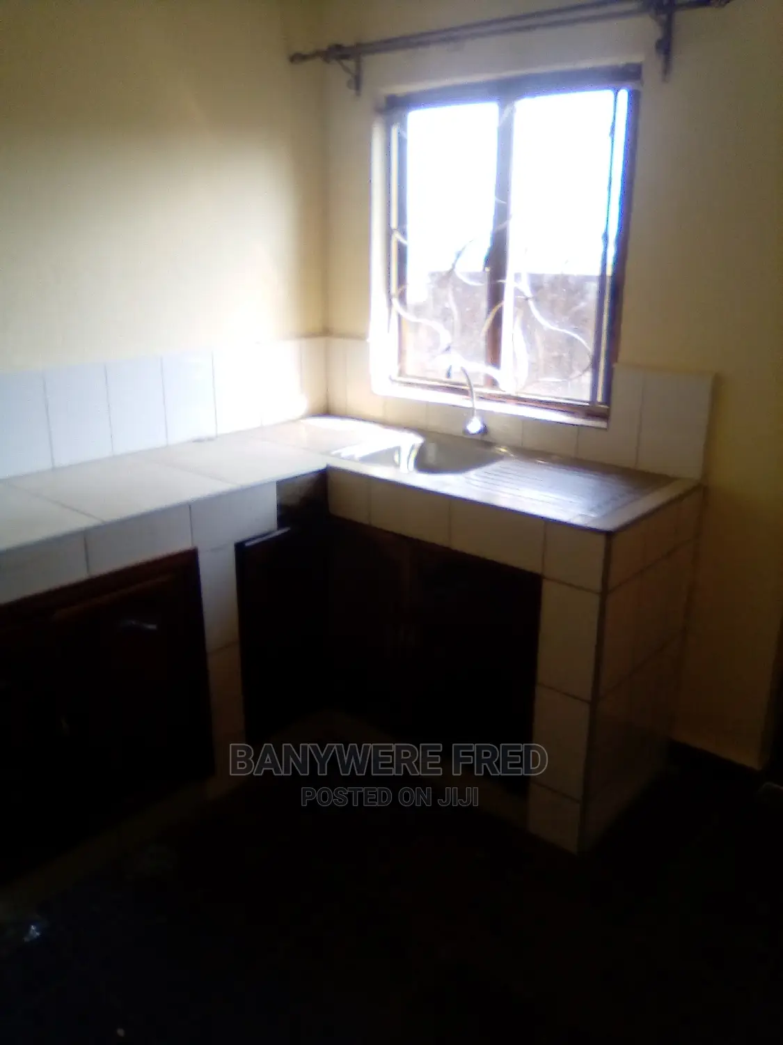 Furnished 2bdrm Bungalow in Kira for Rent in Kira