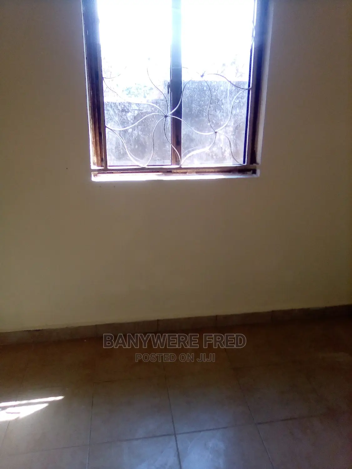 Furnished 2bdrm Bungalow in Kira for Rent in Kira