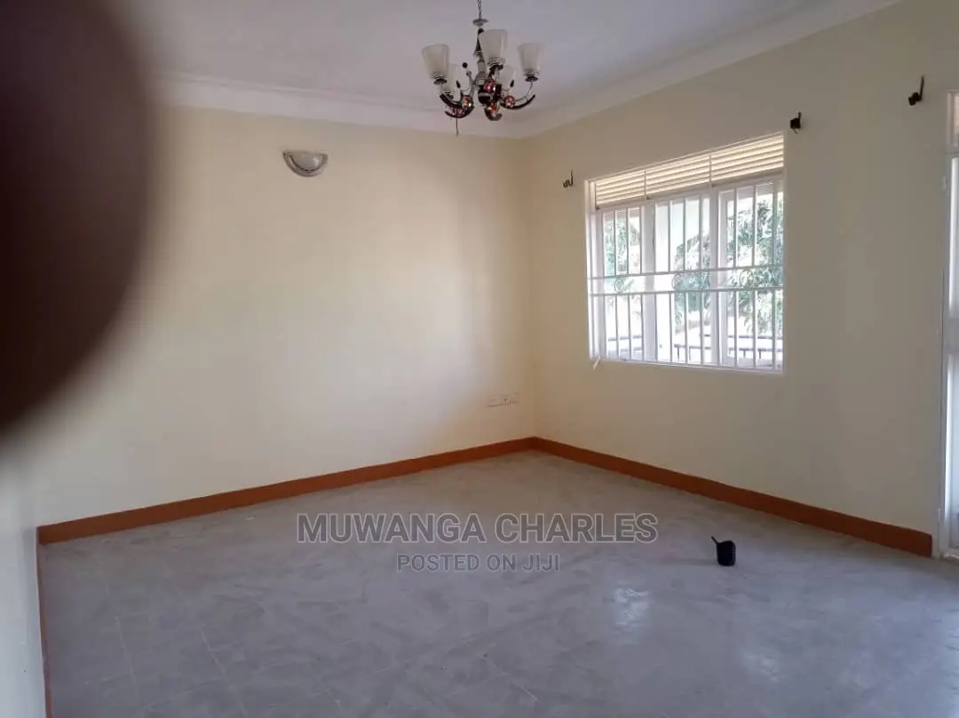 2bdrm House in Fs Properties Ltd, Central Division for rent in Central Division