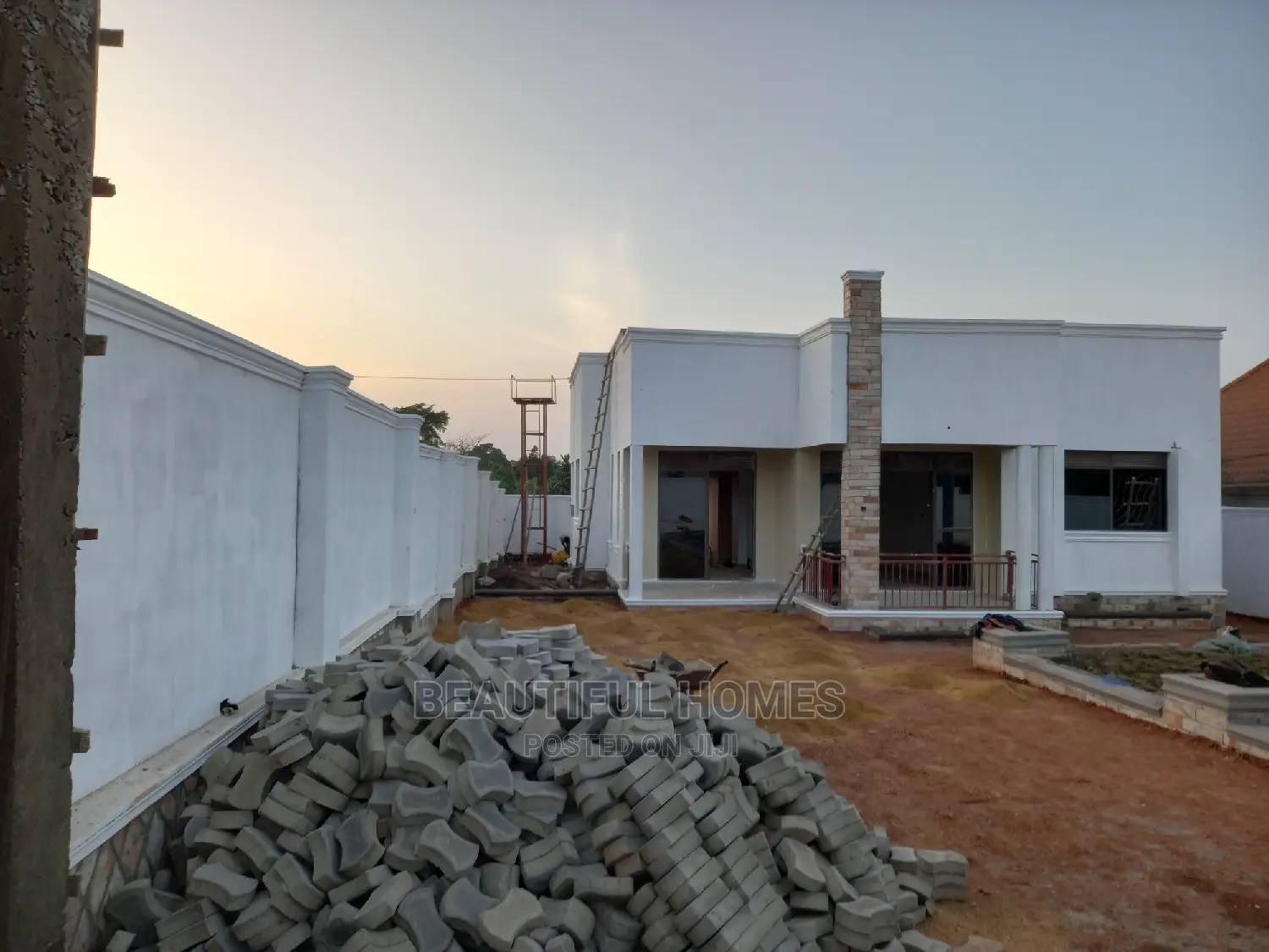 Furnished 4bdrm Bungalow in Kira for Sale in Kira
