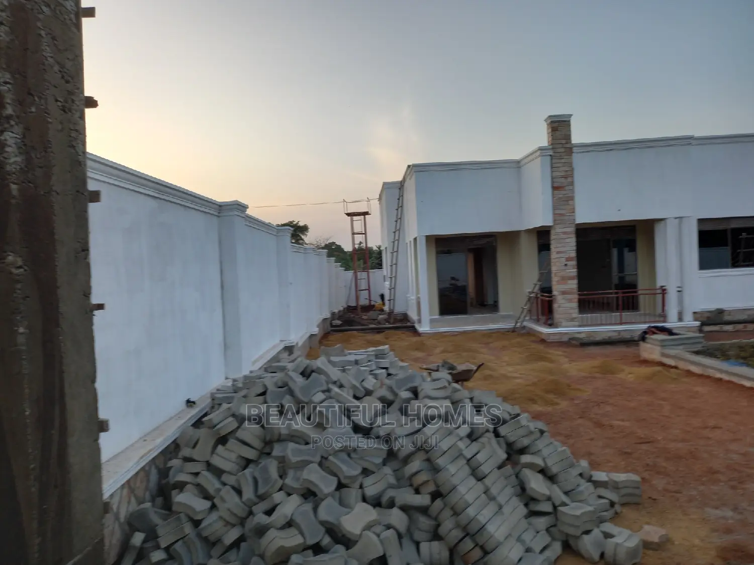 Furnished 4bdrm Bungalow in Kira for Sale in Kira