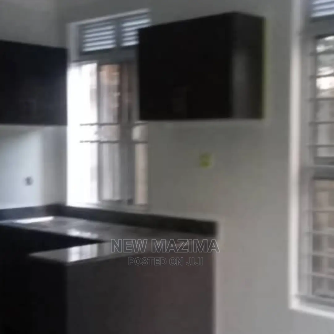 6bdrm Block of Flats in Munyonyo Heights, Central Division for Sale in Central Division