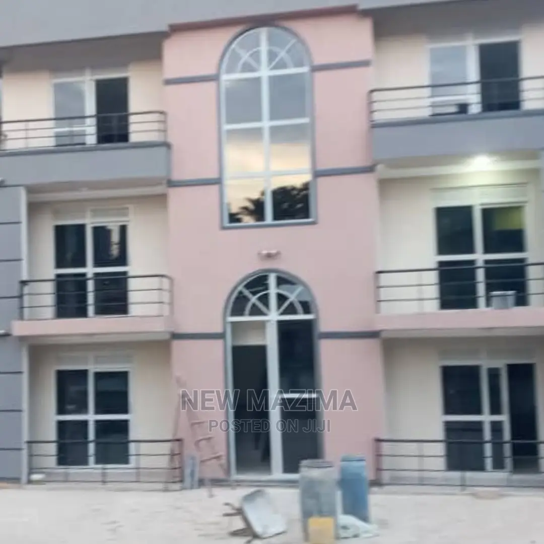 6bdrm Block of Flats in Munyonyo Heights, Central Division for Sale in Central Division