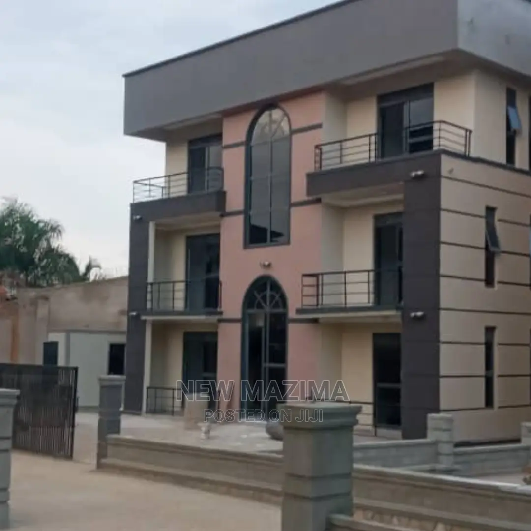 6bdrm Block of Flats in Munyonyo Heights, Central Division for Sale in Central Division