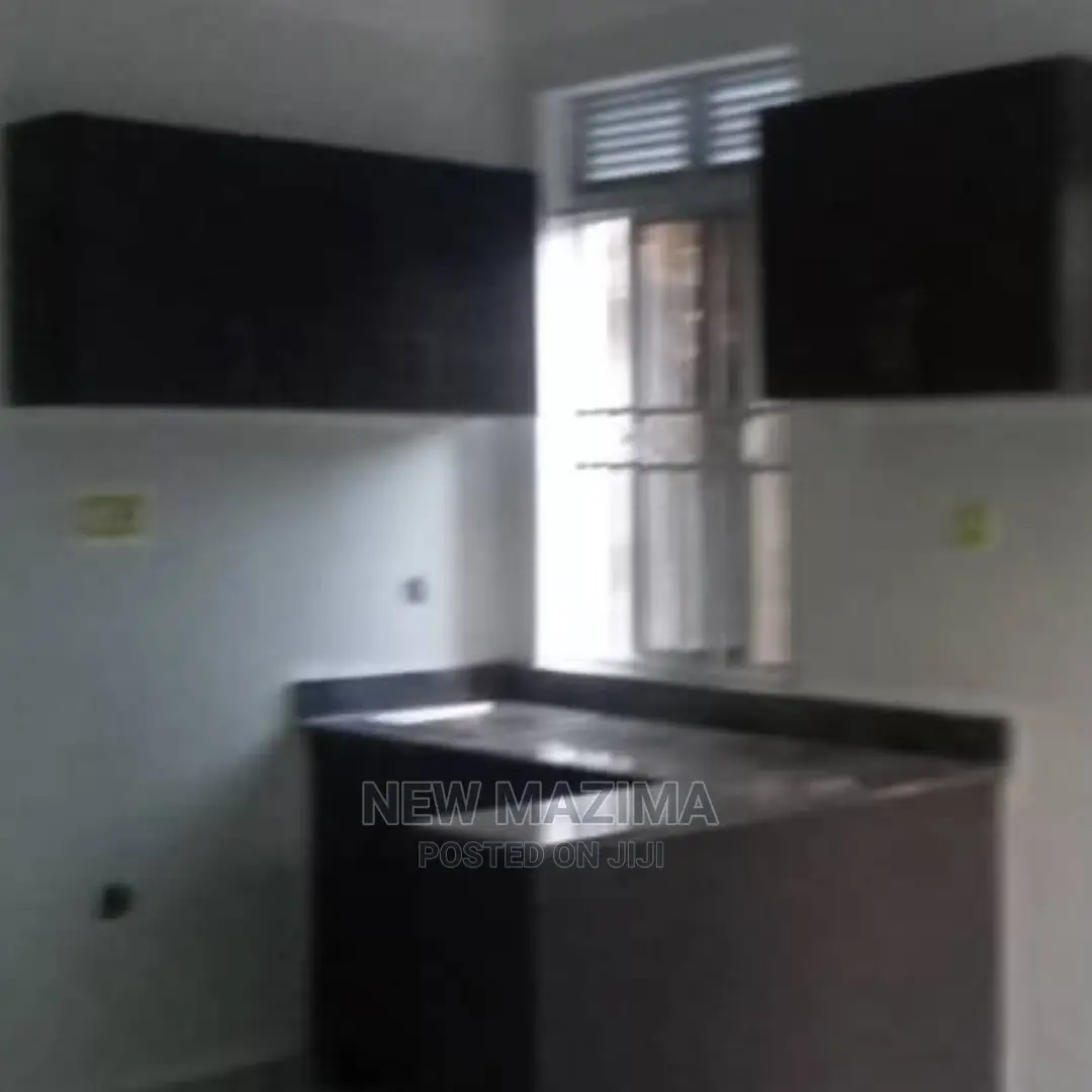 6bdrm Block of Flats in Munyonyo Pride, Central Division for Sale in Central Division