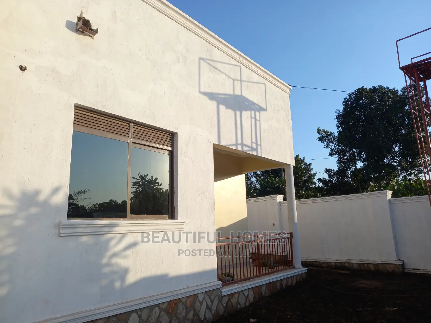 Furnished 4bdrm Bungalow in Kira for Sale in Kira