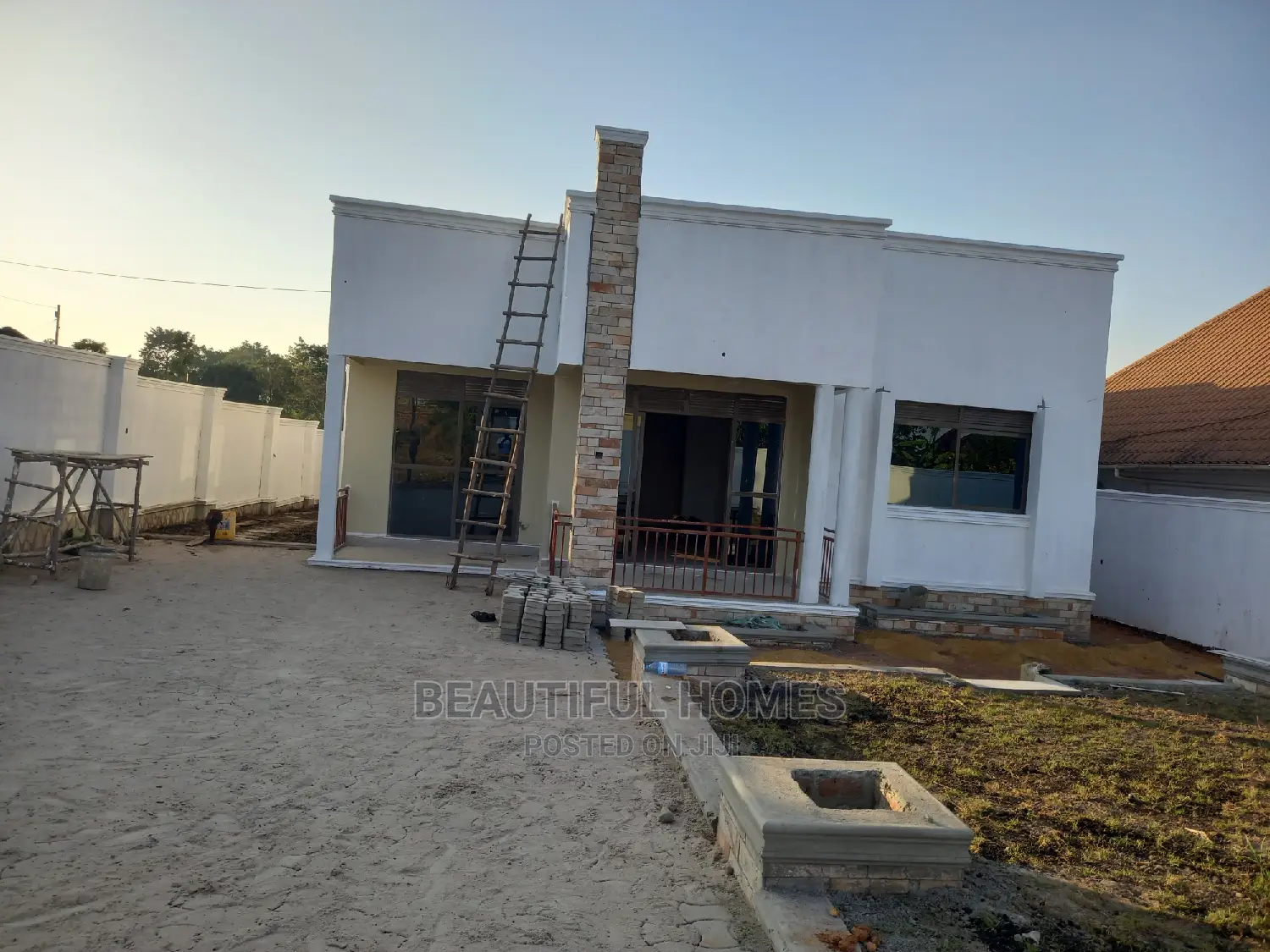 Furnished 4bdrm House in Kira for Sale in Kira