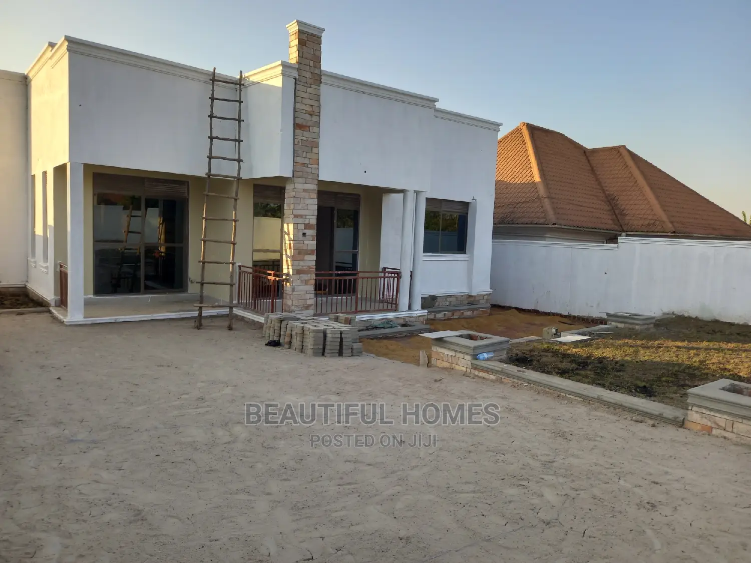 Furnished 4bdrm House in Kira for Sale in Kira