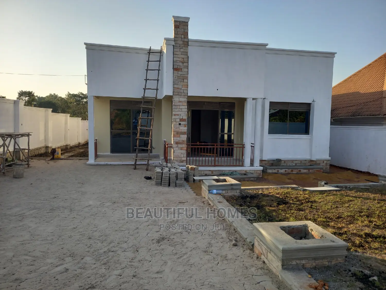 Furnished 4bdrm House in Kira for Sale in Kira