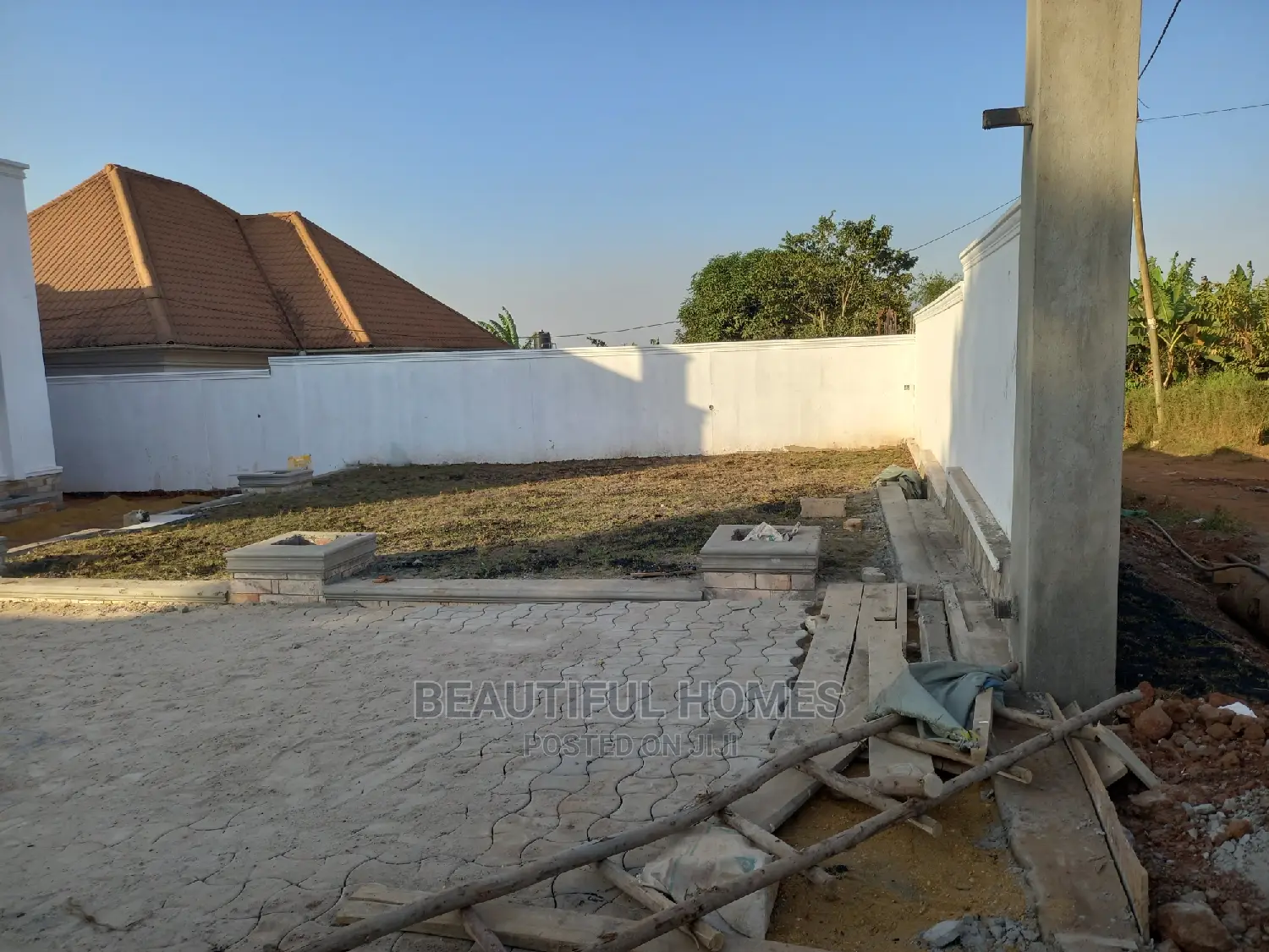 Furnished 4bdrm House in Kira for Sale in Kira