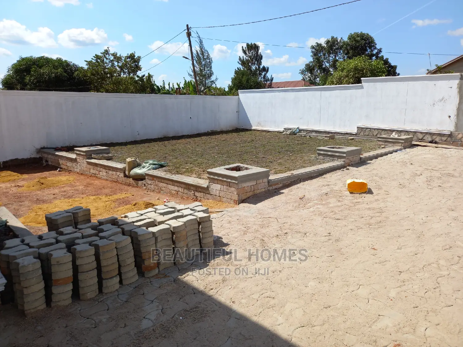 Furnished 4bdrm Bungalow in Kira, Central Division for Sale in Central Division