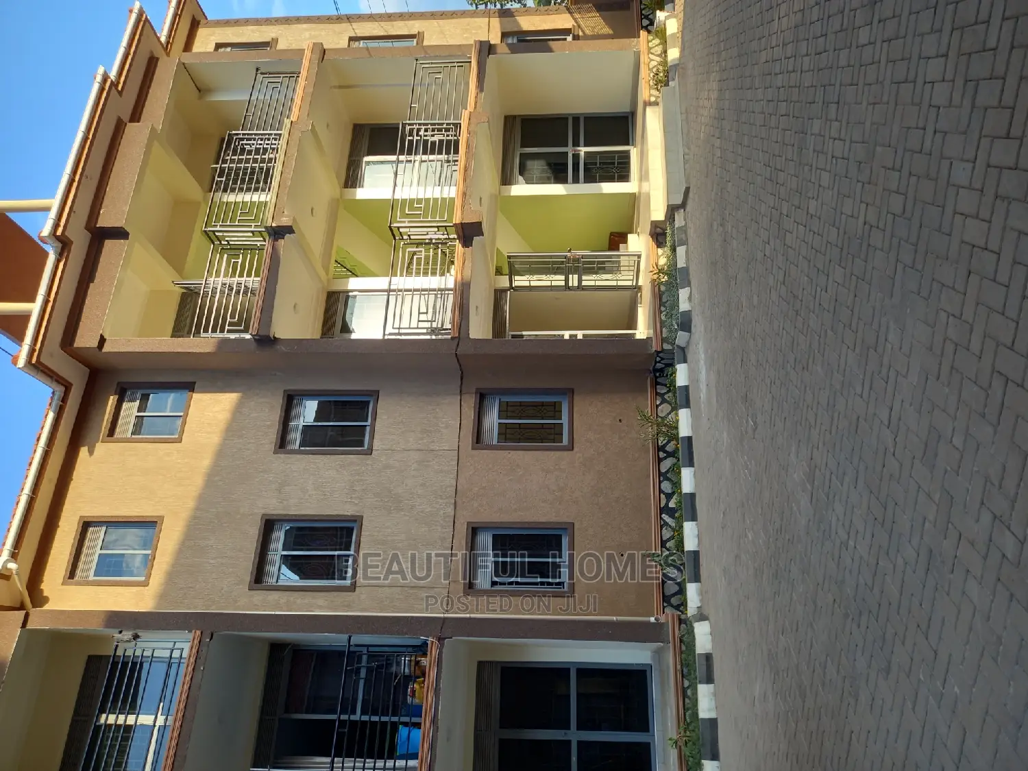 Furnished 1bdrm Apartment in Kira Town, Central Division for Sale in Central Division