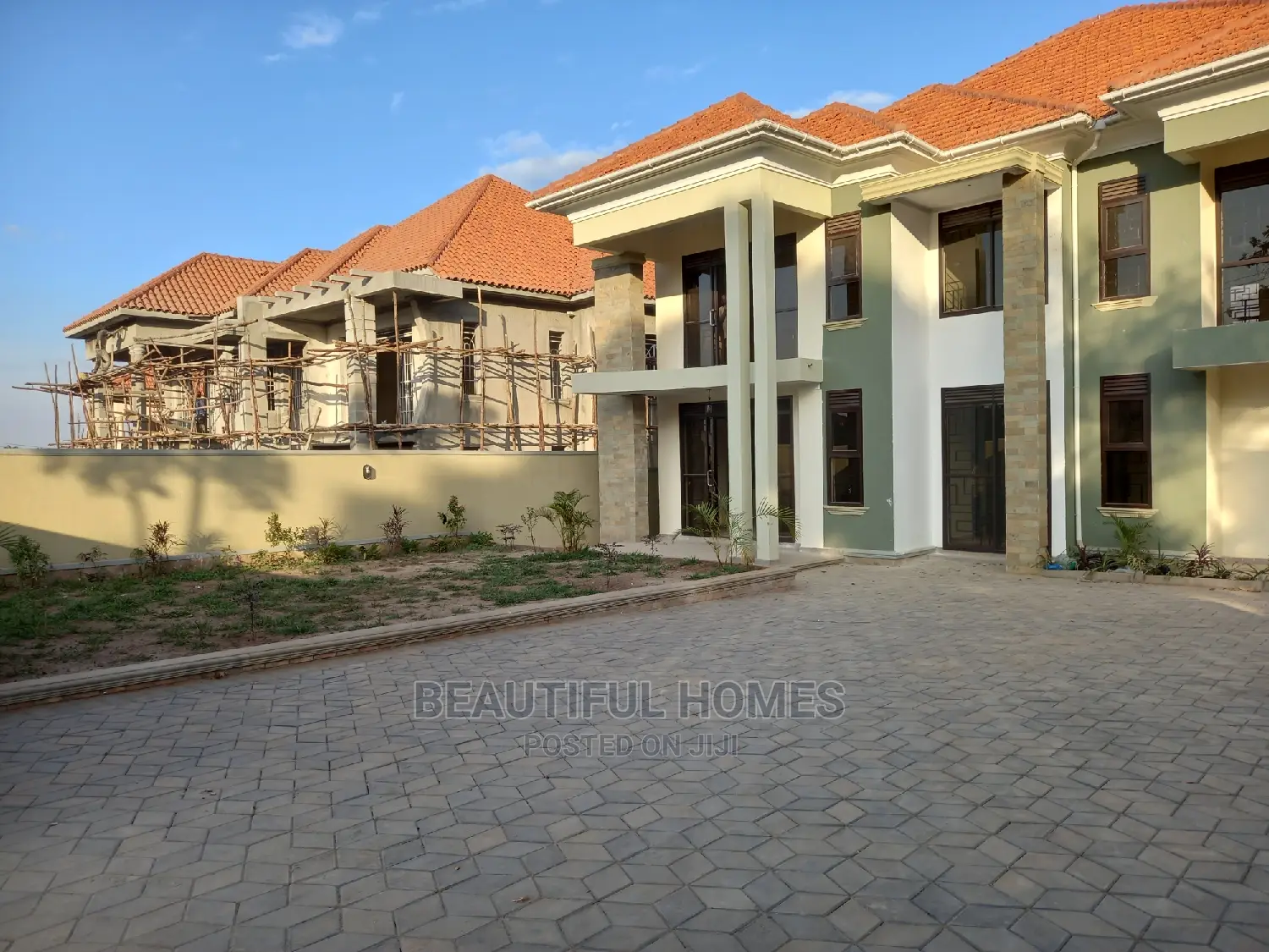Furnished 6bdrm Mansion in Kira, Central Division for Sale in Central Division