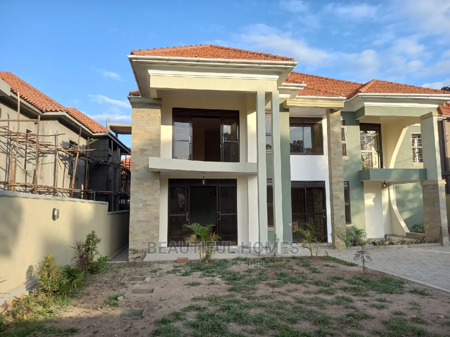 Furnished 6bdrm House in Kira Corporate Area for Sale in Kira
