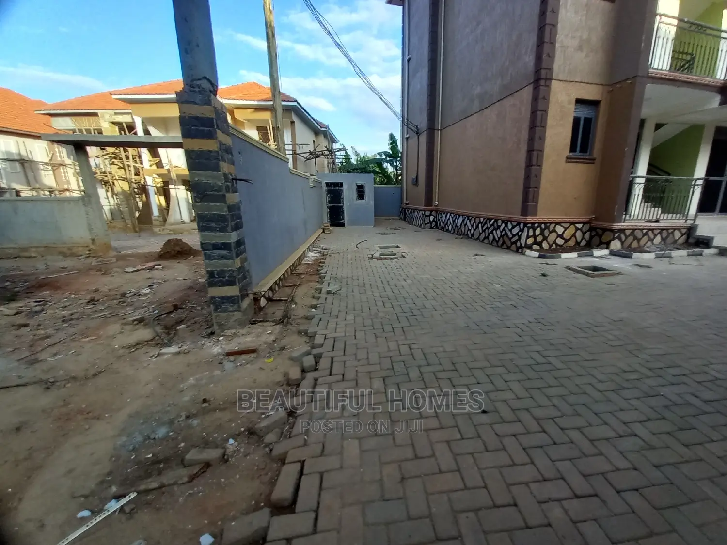 Furnished 1bdrm Block of Flats in Kira Main, Central Division for Sale in Central Division