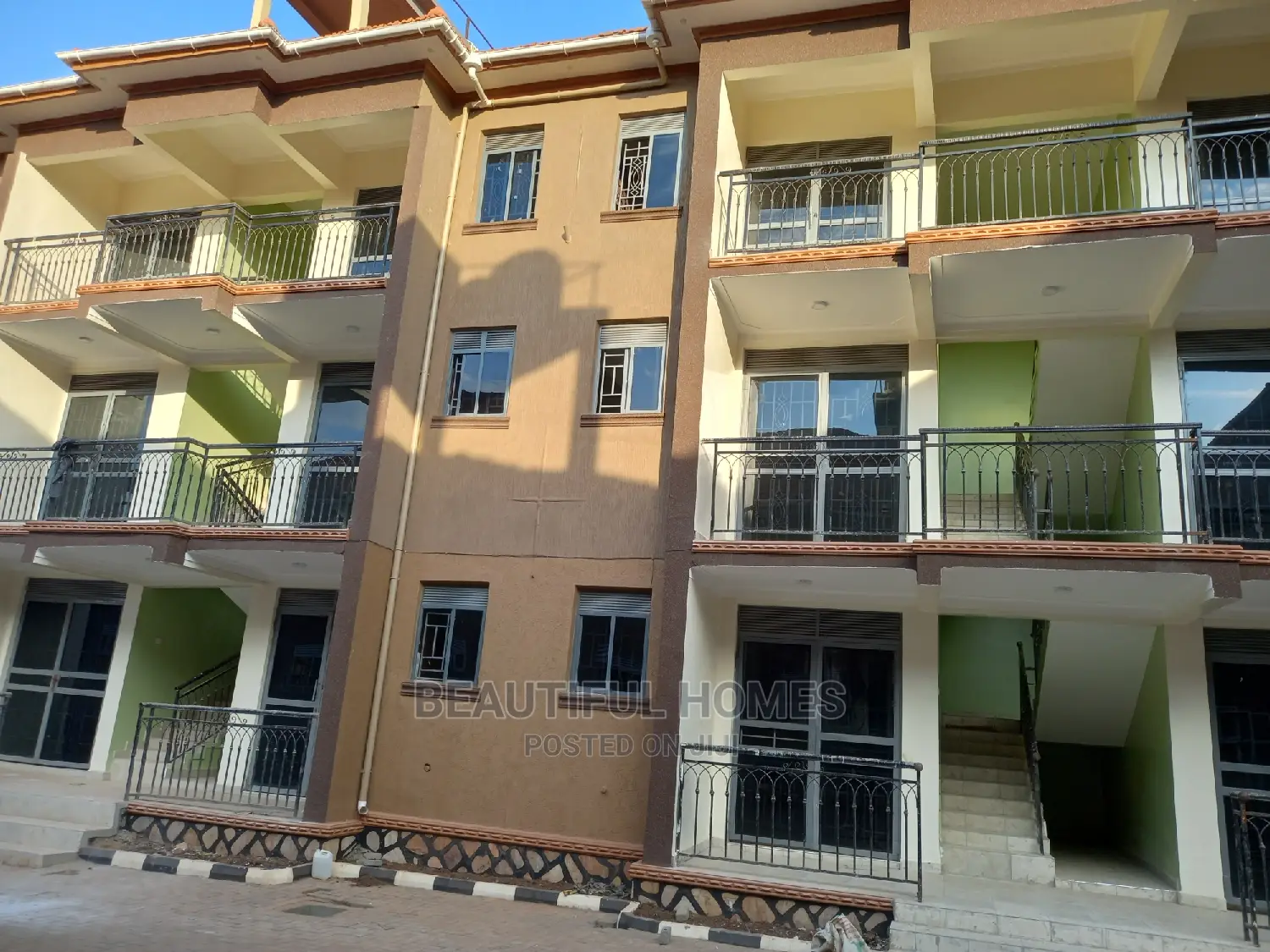 Furnished 1bdrm Apartment in Kira Shell, Central Division for Sale in Central Division