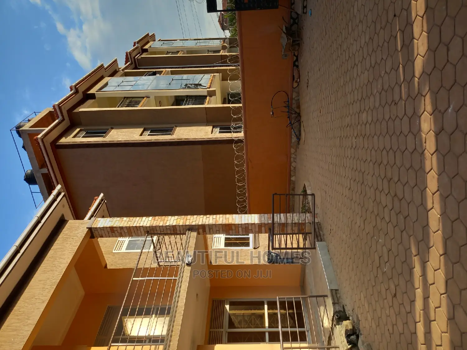 Furnished 1bdrm Block of Flats in Kira for Sale in Kira