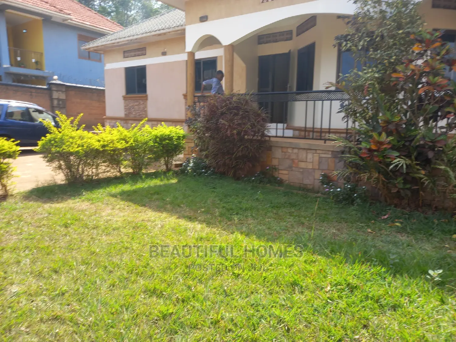 Furnished 4bdrm House in Kira for Sale in Kira