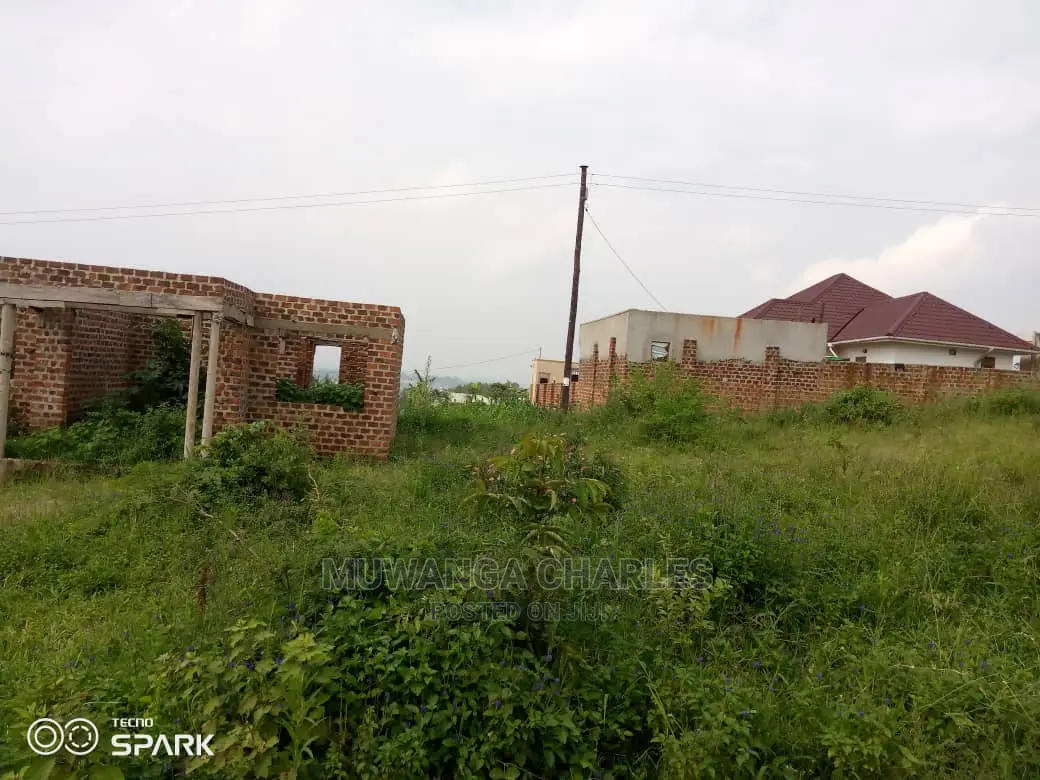 100by50ft Plot of Land for Sale at Nakwero in Central Division