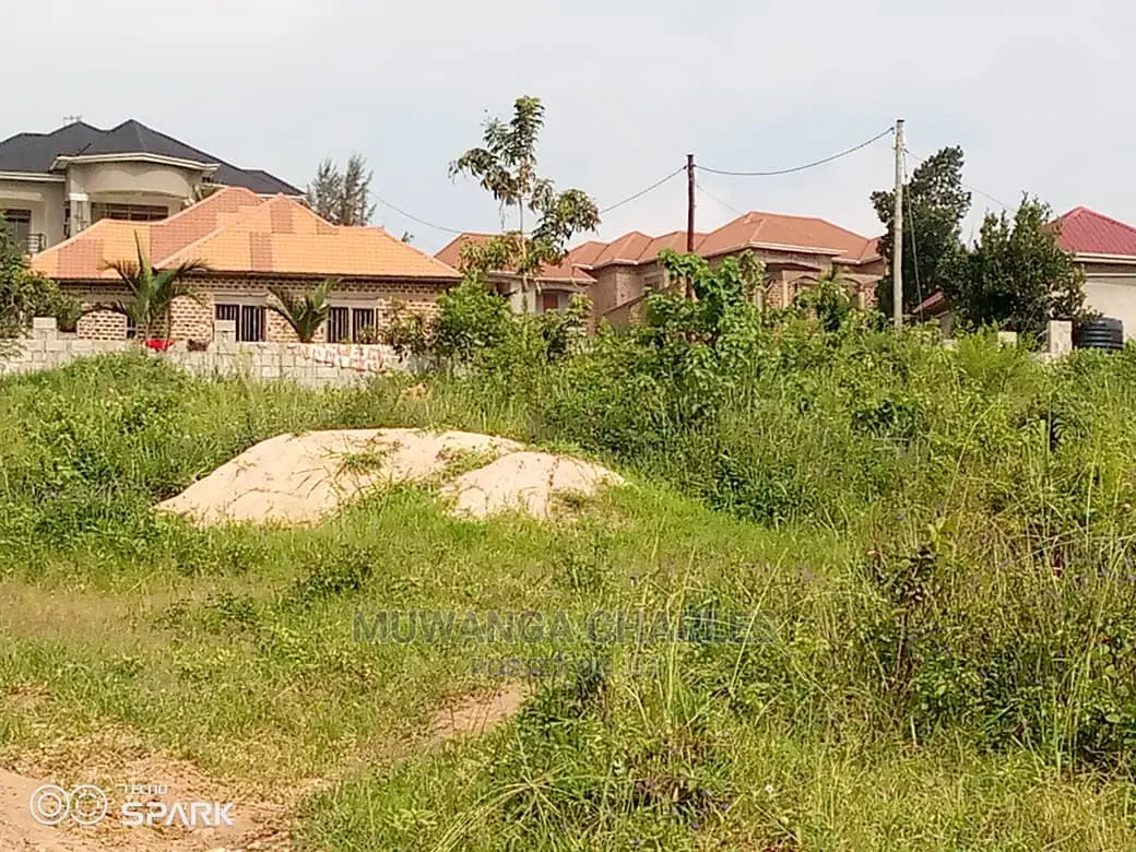 100by50ft Plot of Land for Sale at Nakwero in Central Division