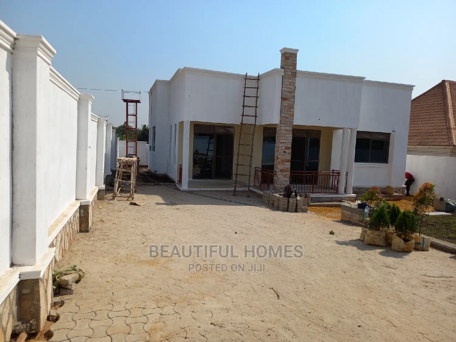 Furnished 4bdrm Bungalow in Kira for Sale in Kira