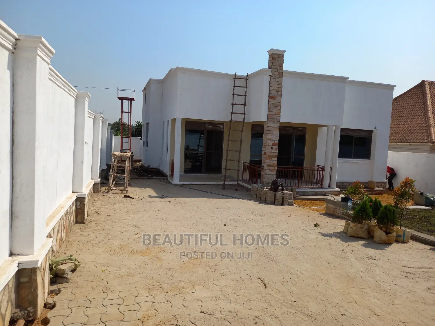 Furnished 4bdrm Bungalow in Kira for Sale in Kira