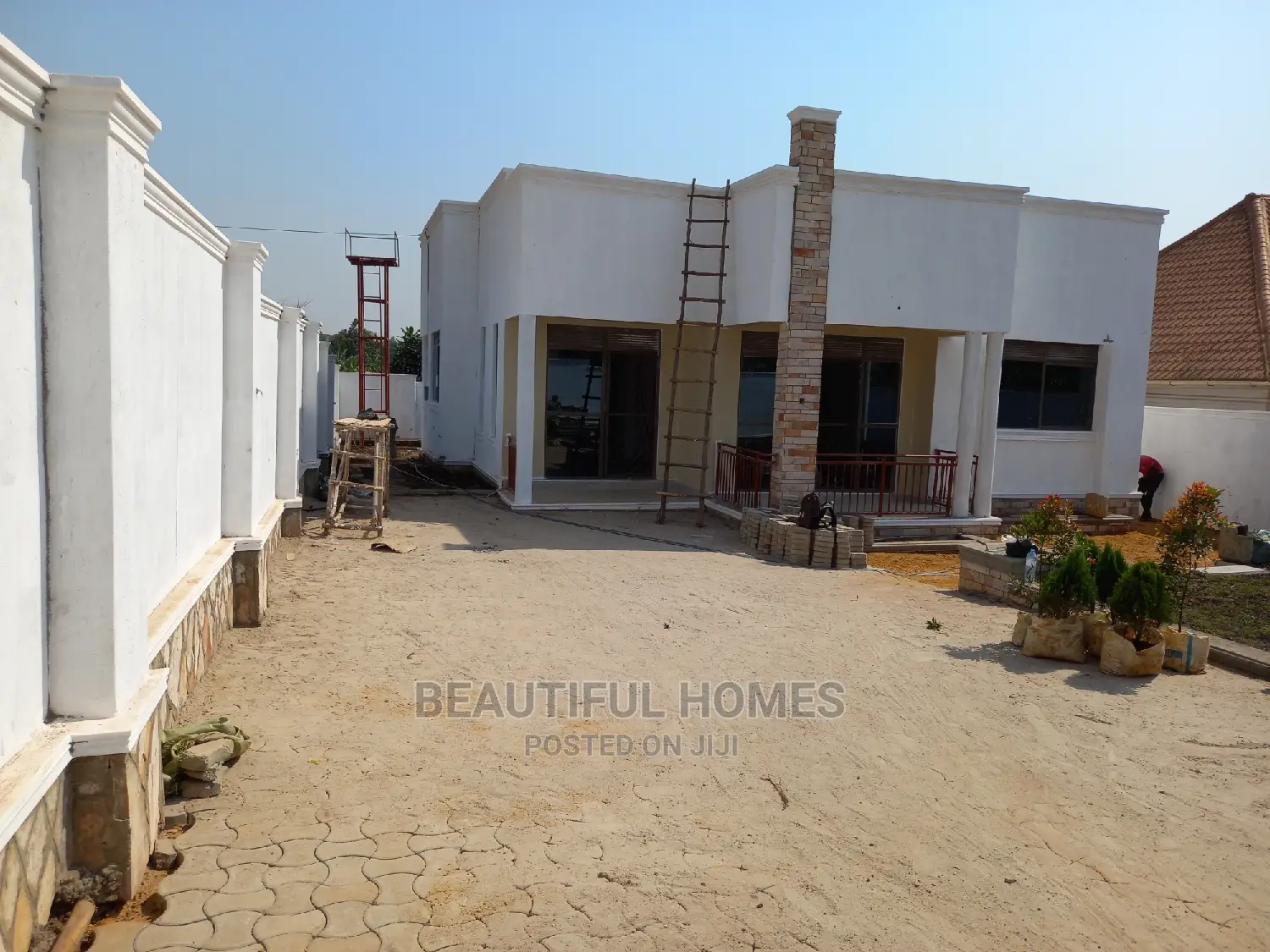 Furnished 4bdrm Bungalow in Kira for Sale in Kira