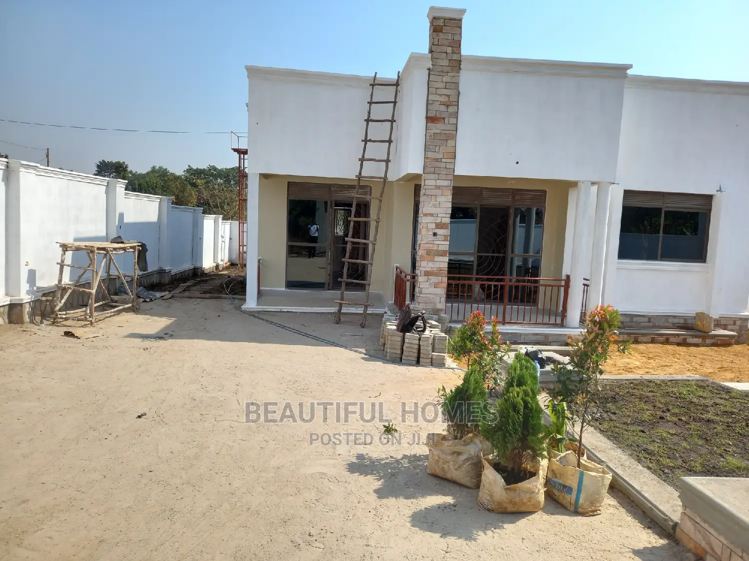 Furnished 4bdrm Bungalow in Kira for Sale in Kira