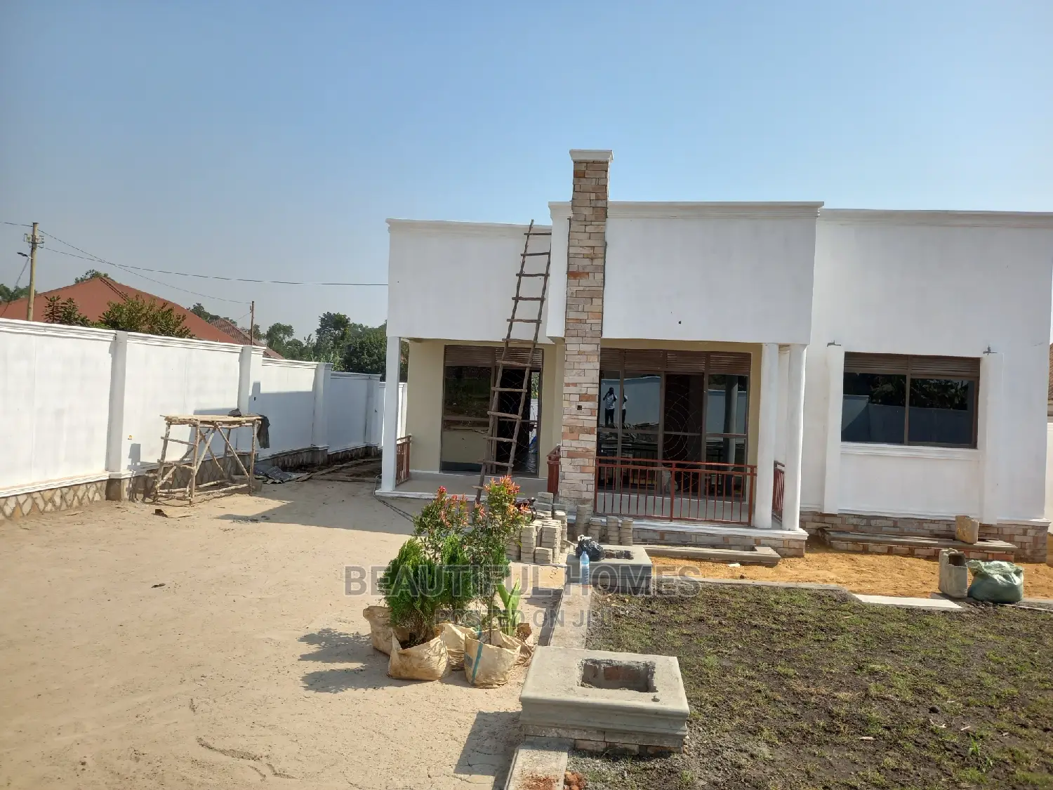 Furnished 4bdrm Bungalow in Kira for Sale in Kira