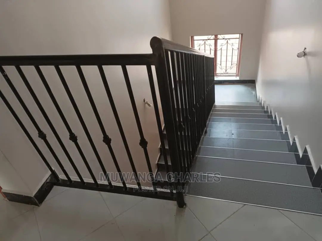 4bdrm Duplex in Fs Properties Ltd, Central Division for Rent in Central Division
