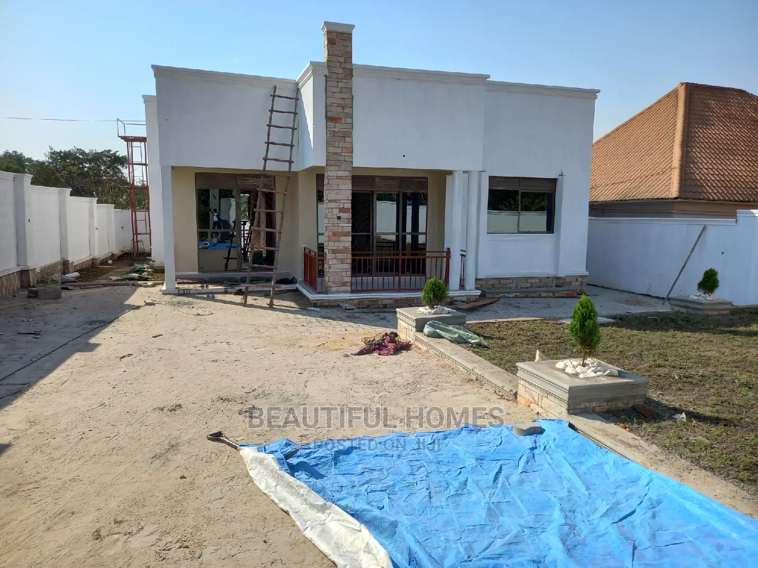 Furnished 4bdrm Bungalow in Kira for Sale in Kira