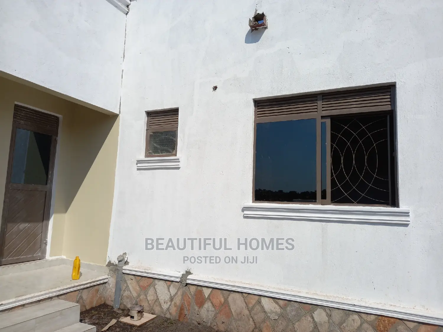 Furnished 4bdrm House in Kira for Sale in Kira