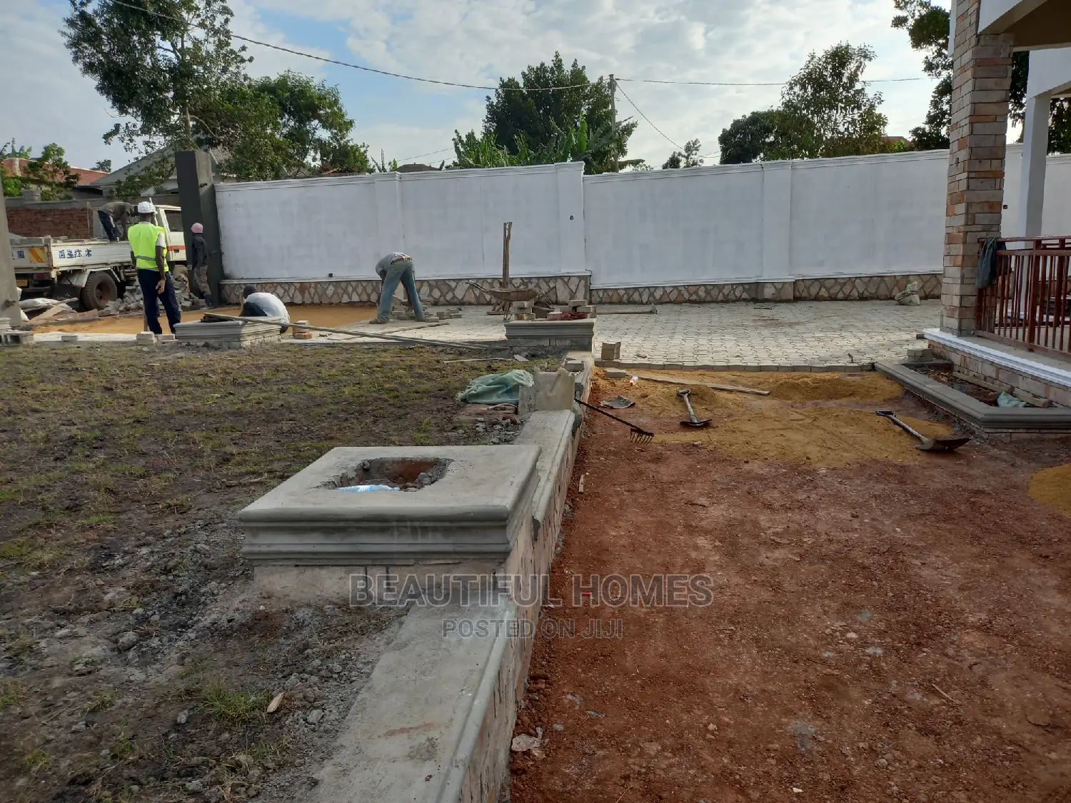 Furnished 4bdrm Bungalow in Kira for Sale in Kira