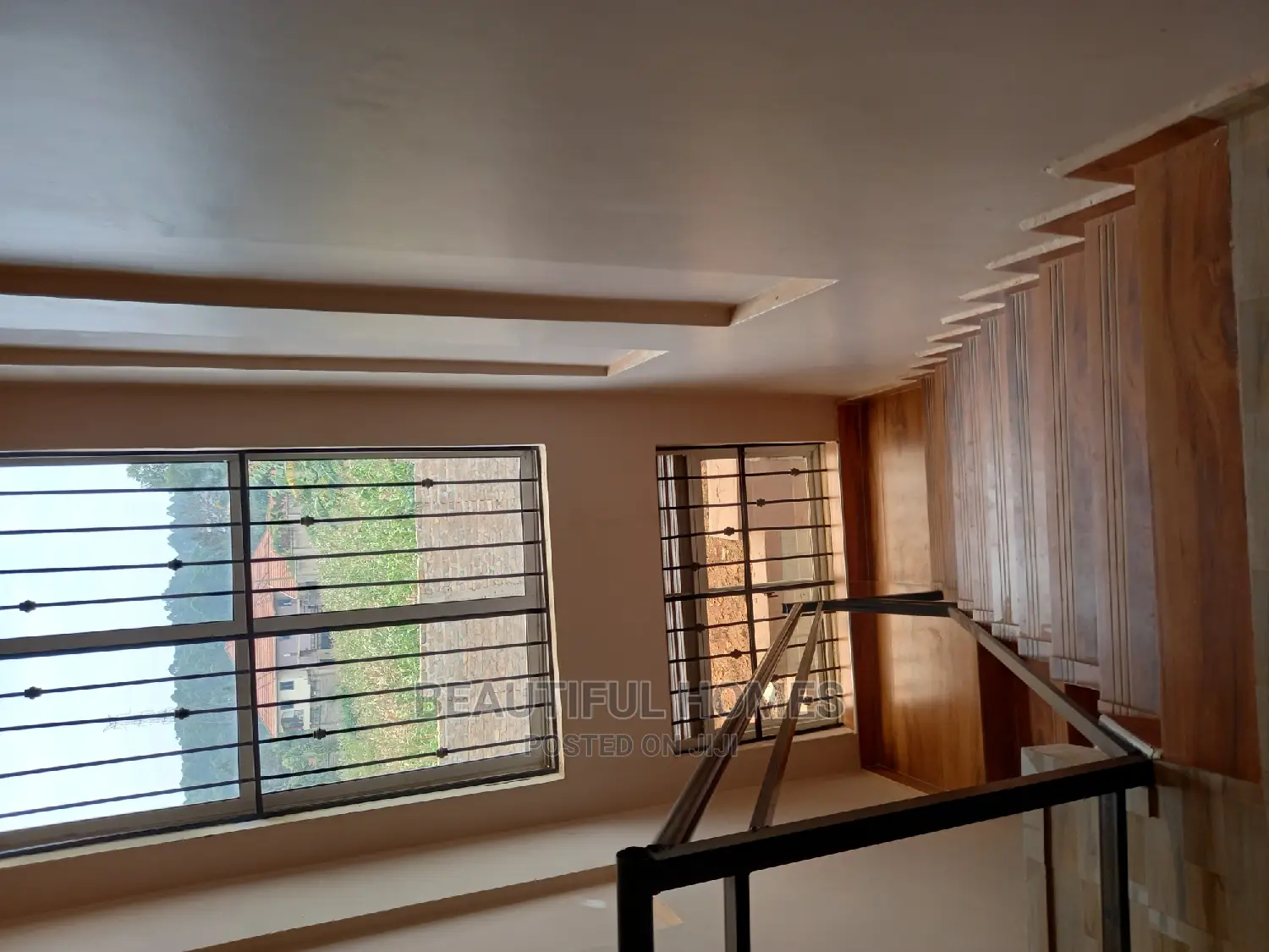 Furnished 4bdrm Mansion in Kira Wealthy for Sale in Kira