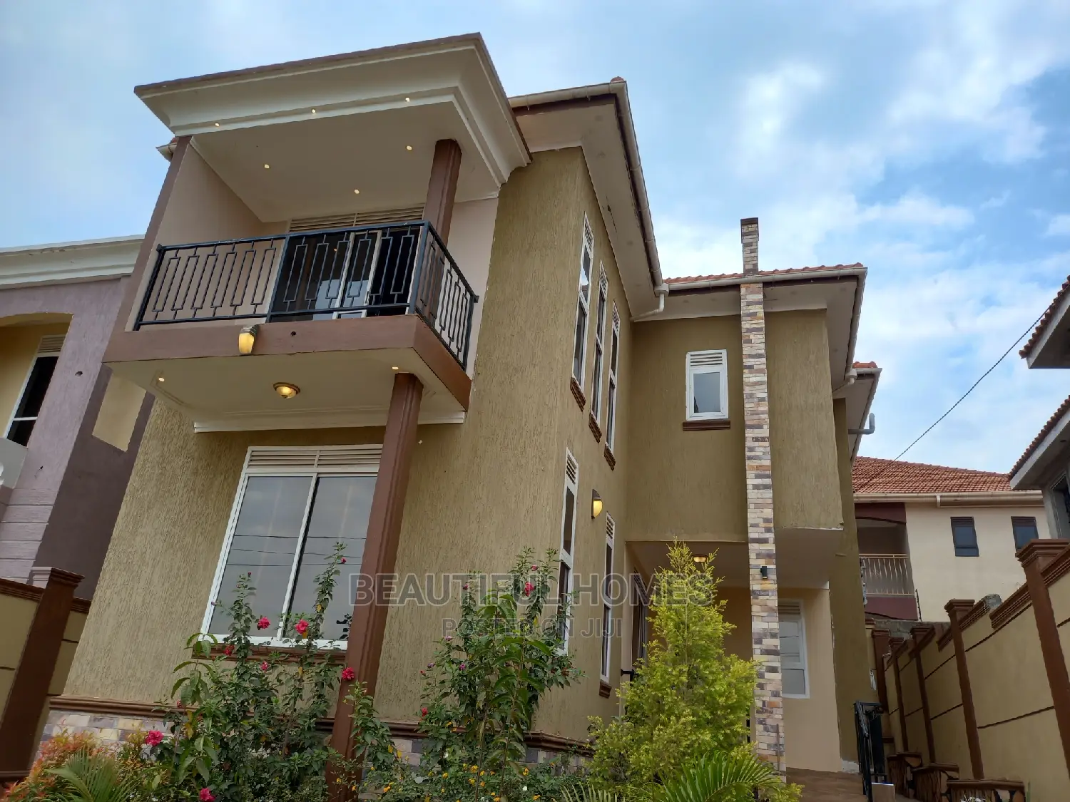 Furnished 4bdrm Mansion in Kira Modern for Sale in Kira
